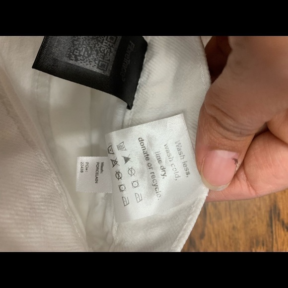 Reformation jeans Charlie high rise jean short - Picture 7 of 7